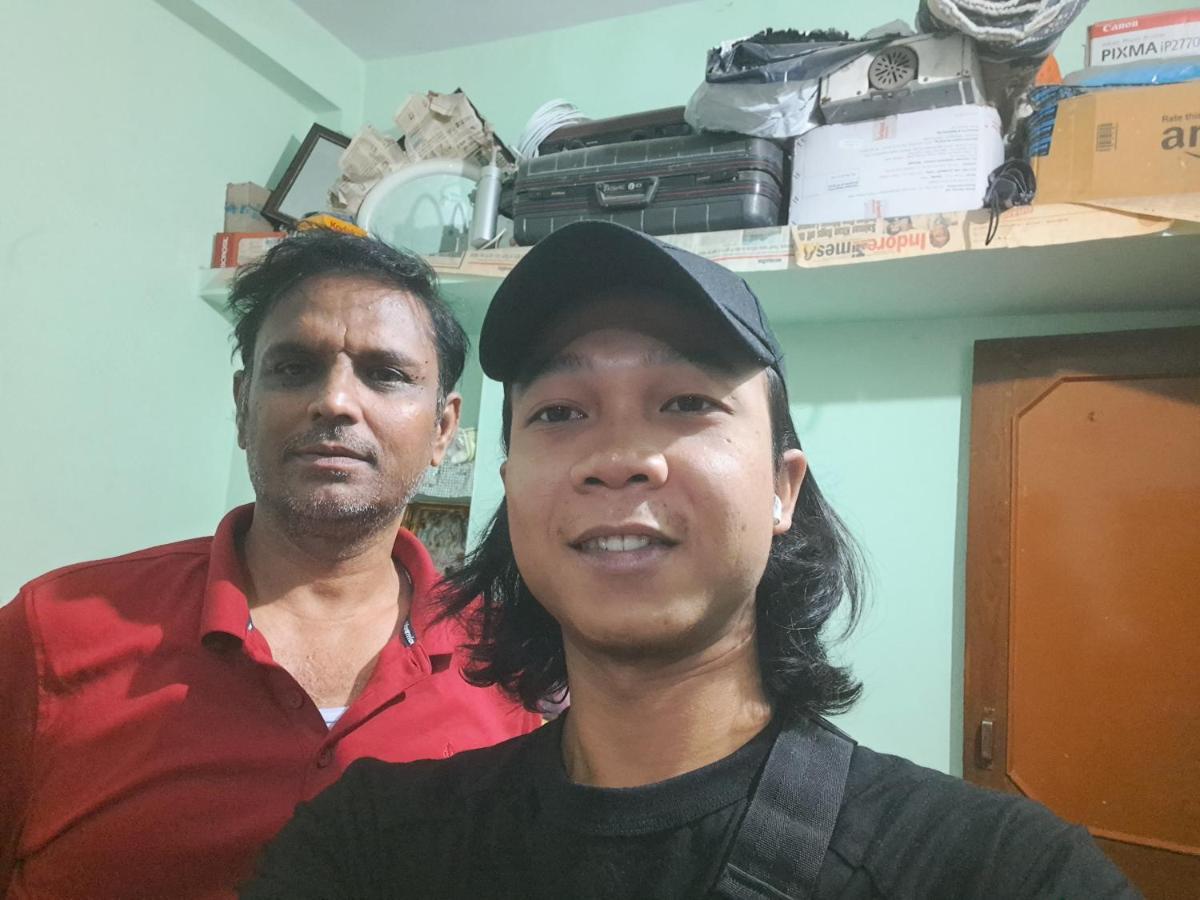 Narmada Guest House อินดอร์ ภายนอก รูปภาพ